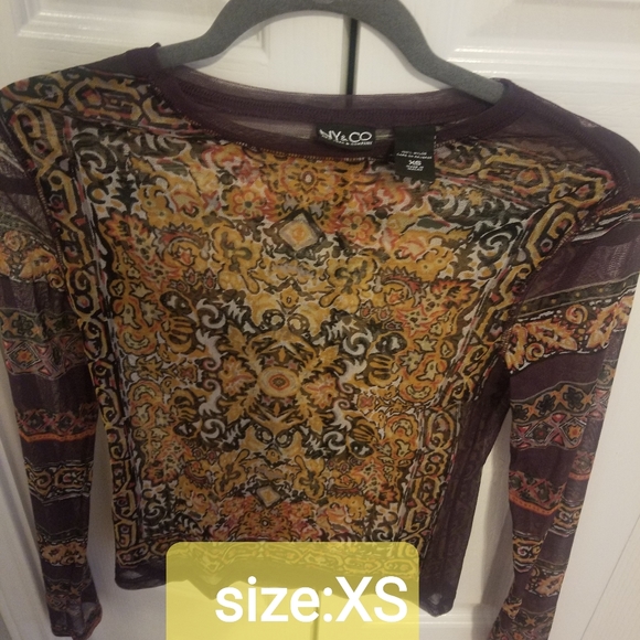 Blouse - Picture 1 of 2